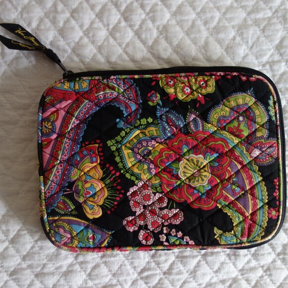 VERA BRADLEY Paisley Multicolor Mini iPad Zip Case - Picture 1 of 6